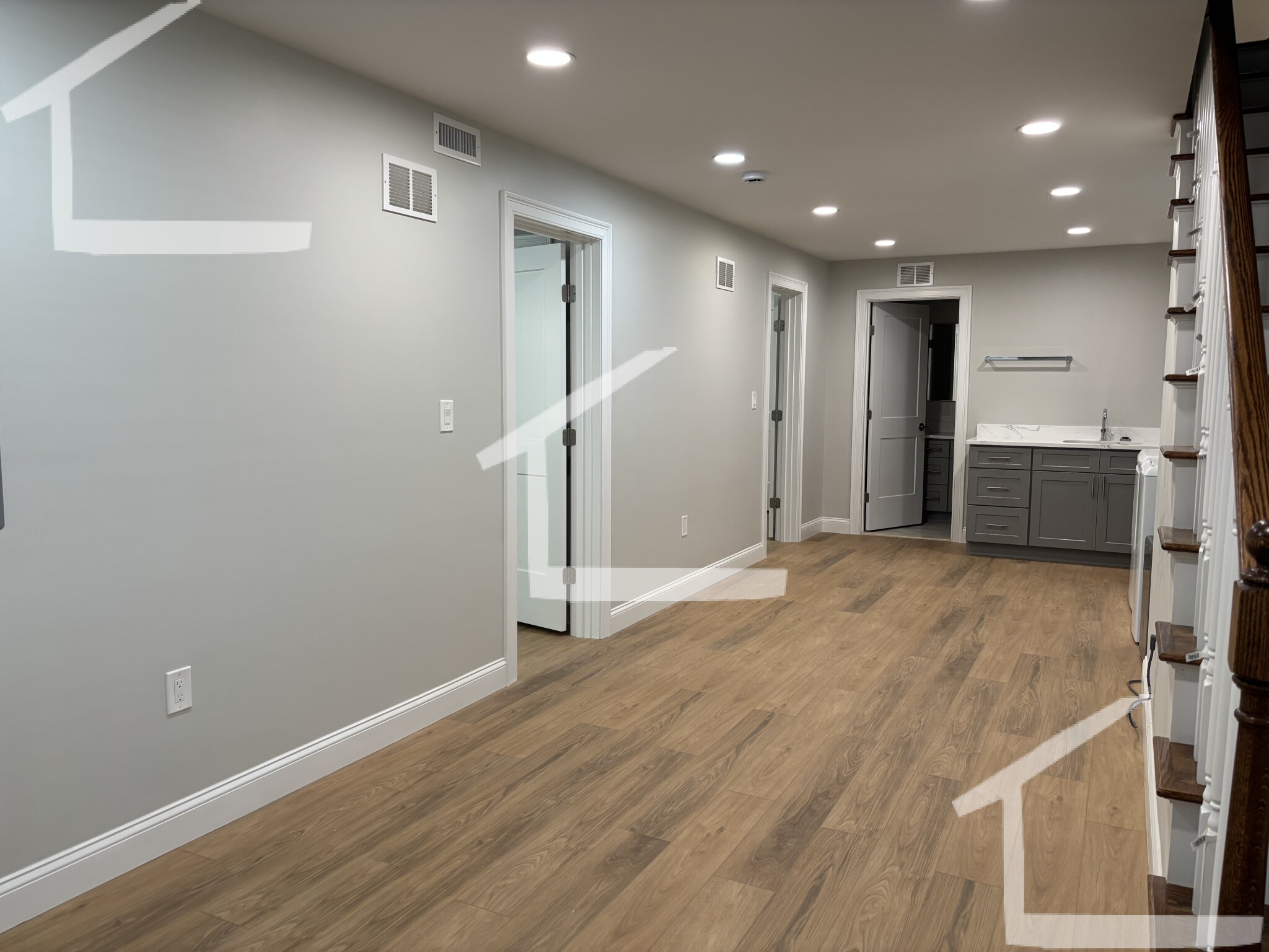 4 bed, 2.5 bath apartment for rent at 187 Calumet St Unit 1, Mission Hill — photo 1 of 12