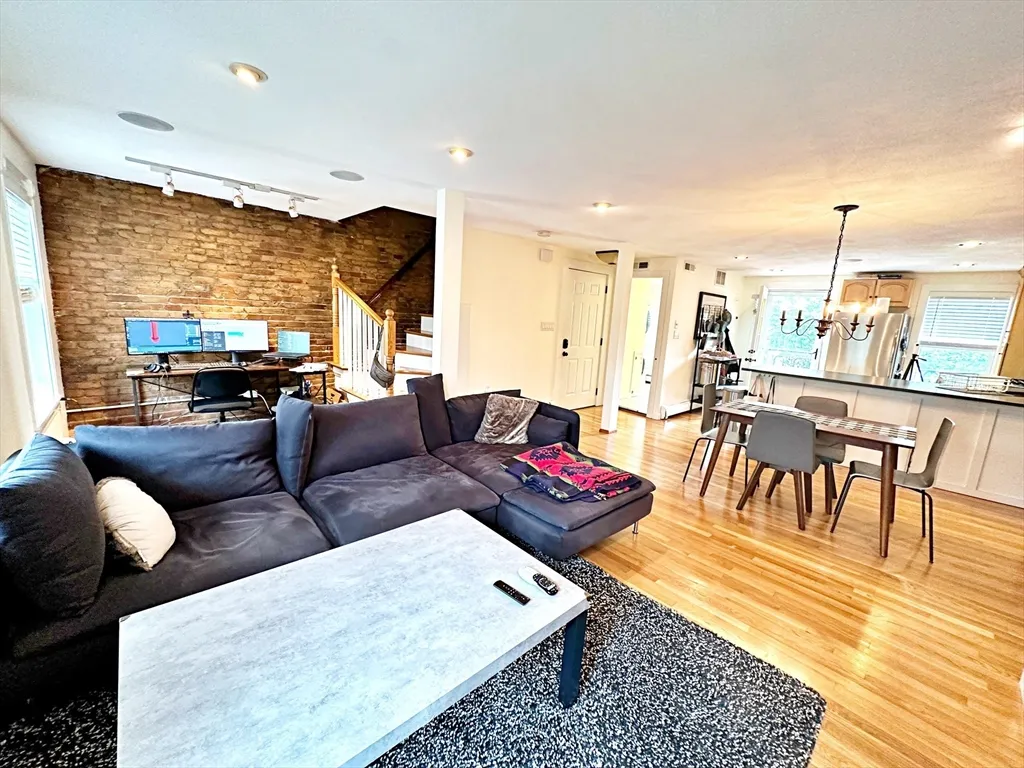 2 bed, 1.5 bath apartment for rent at 187 Everett St Unit 2, East Boston — photo 2 of 16