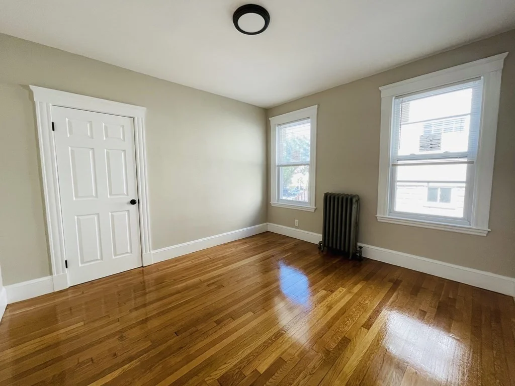 3 bed, 1 bath apartment for rent at 187 Fellsway W Unit 1, Medford — photo 6 of 13