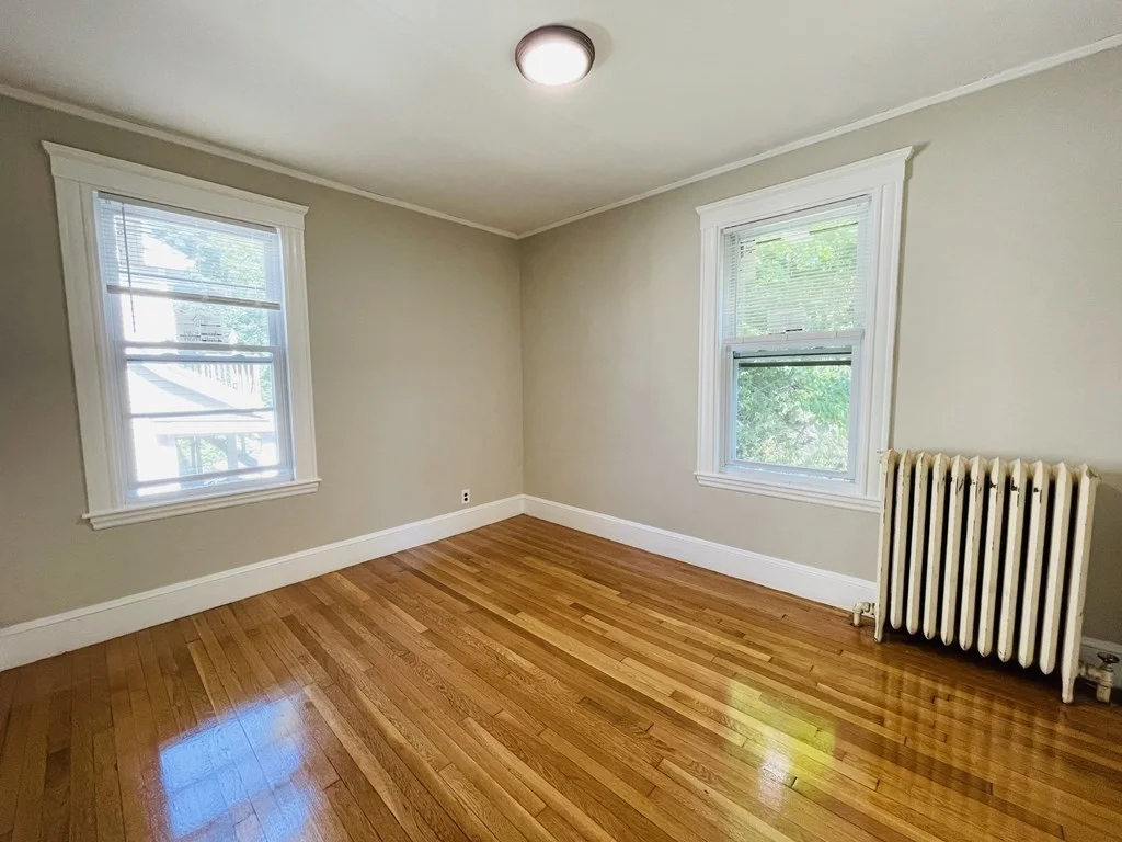 3 bed, 1 bath apartment for rent at 187 Fellsway W Unit 1, Medford — photo 9 of 13