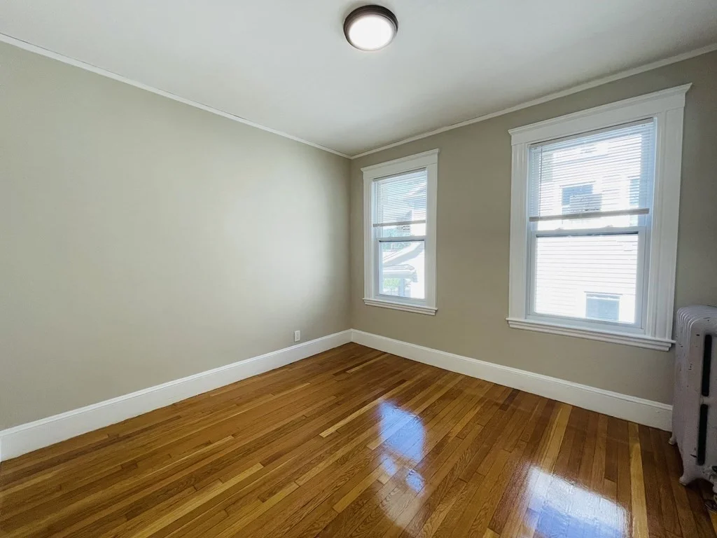 3 bed, 1 bath apartment for rent at 187 Fellsway W Unit 1, Medford — photo 11 of 13