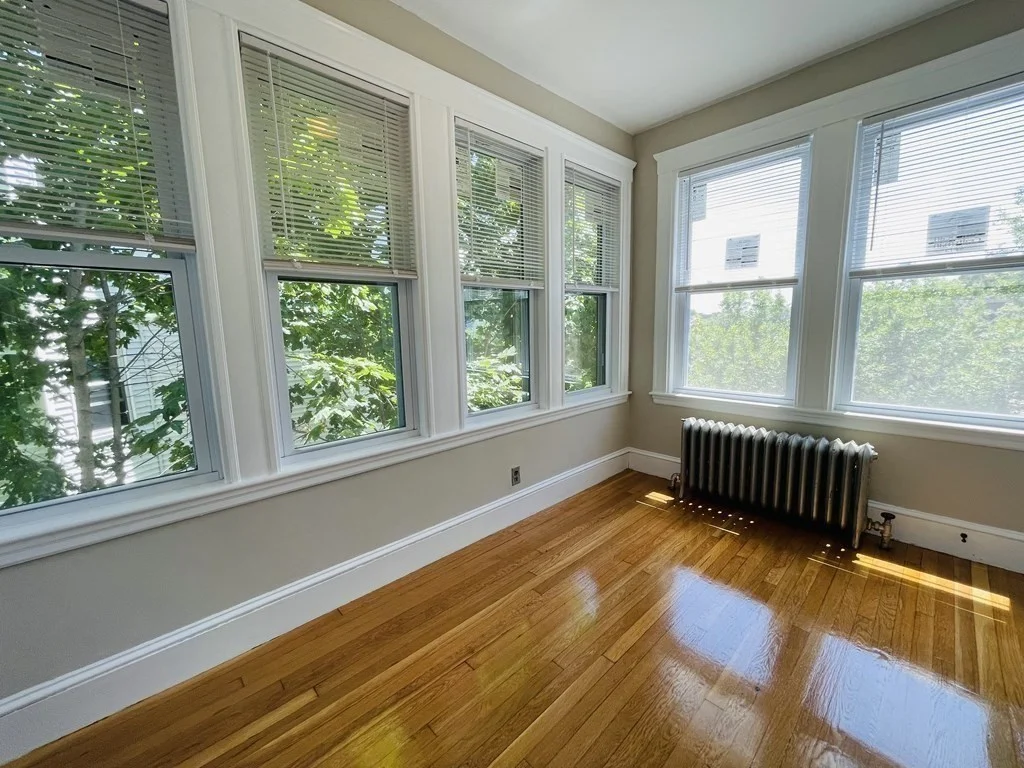 4 bed, 2 bath apartment for rent at 187 Fellsway W Unit 2, Medford — photo 4 of 28