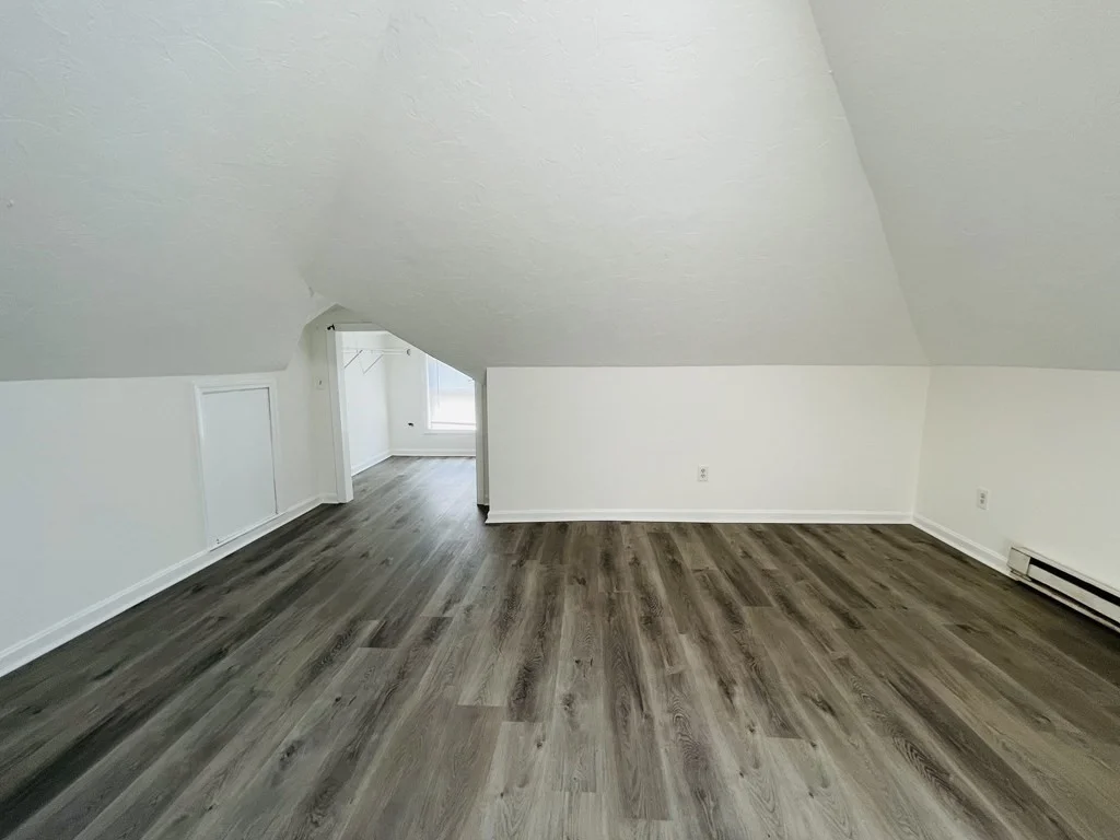 5 bed, 2 bath apartment for rent at 187 Fellsway W Unit 3, Medford — photo 23 of 28