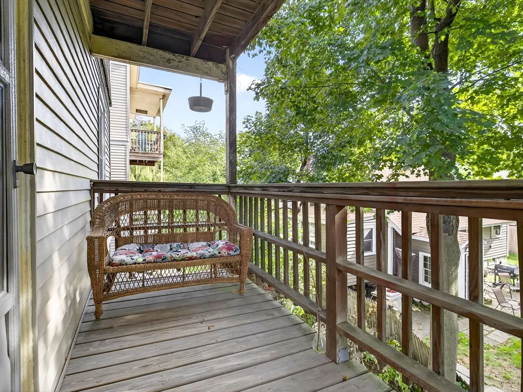 2 bed, 1 bath apartment for rent at 187 Florence St Unit 2L, Roslindale — photo 3 of 13