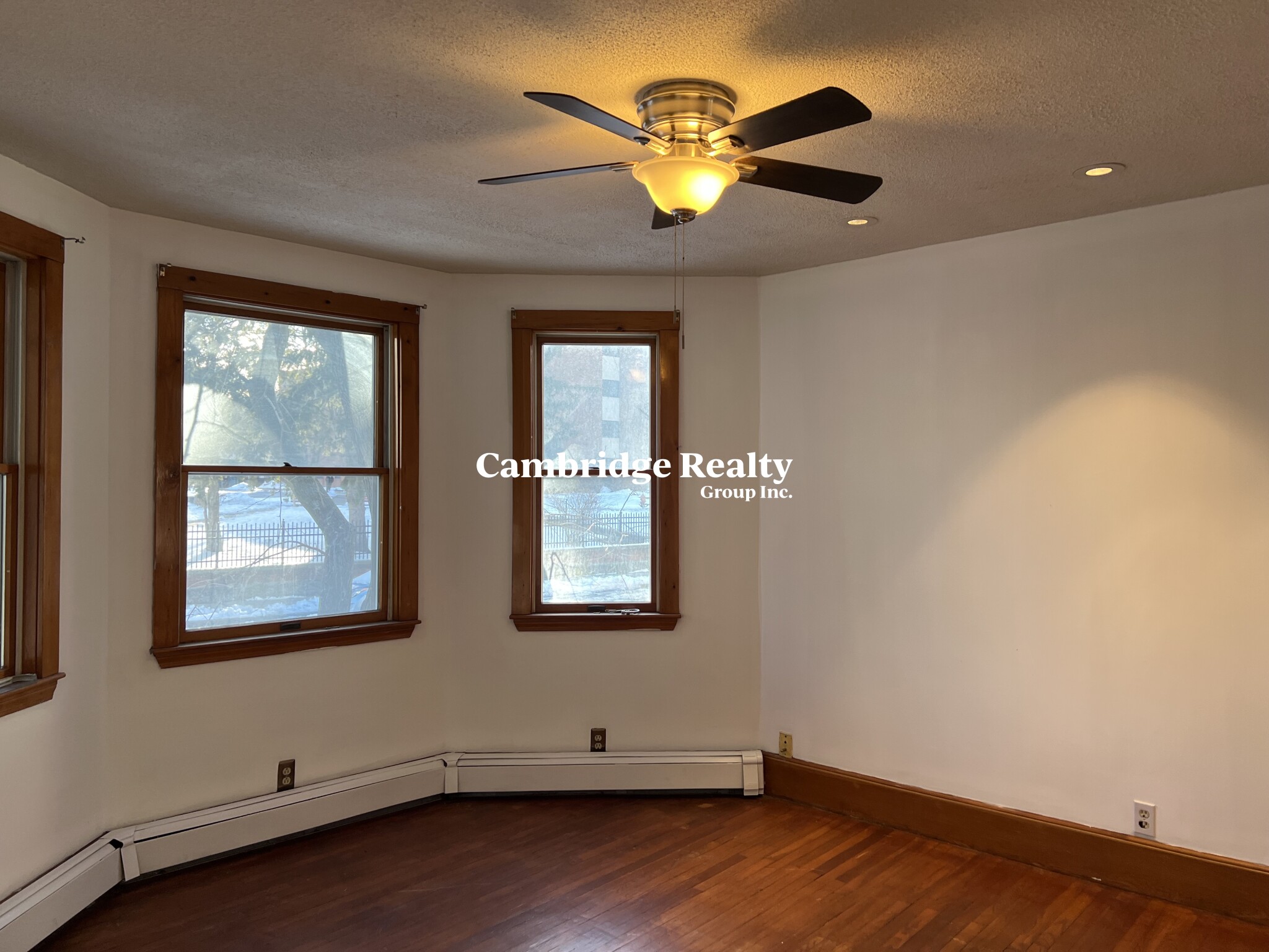 2 bed, 1 bath apartment for rent at 187 Highland Ave Unit 1T, Spring Hill — photo 4 of 12