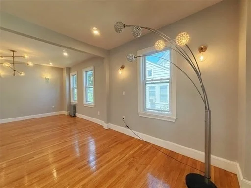 3 bed, 1 bath apartment for rent at 187 Liberty St Unit 187, Quincy