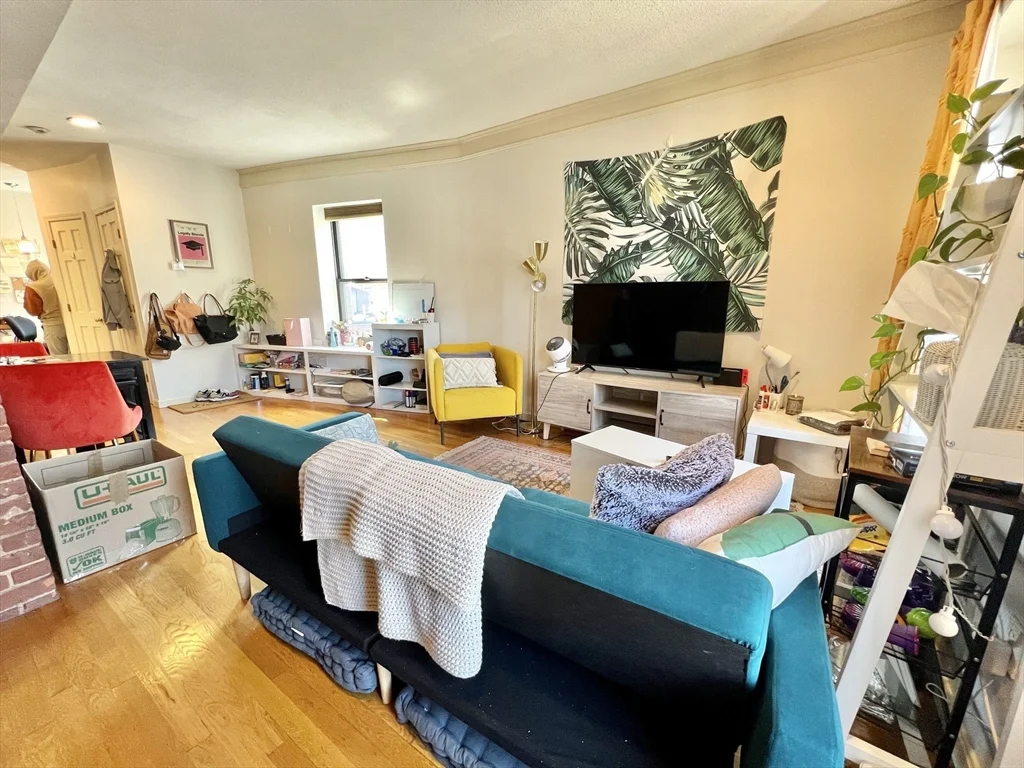 1 bed, 1 bath apartment for rent at 187 North St Unit 8, North End — photo 3 of 16