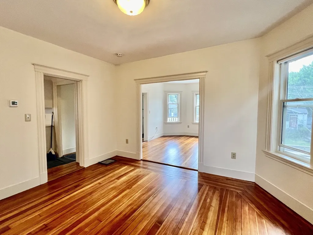 3 bed, 1 bath apartment for rent at 187 Parsons St Unit 187, Brighton — photo 4 of 11