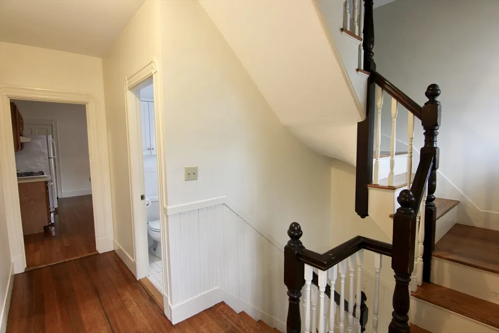 3 bed, 1 bath apartment for rent at 187 Parsons St Unit 187, Brighton — photo 6 of 11