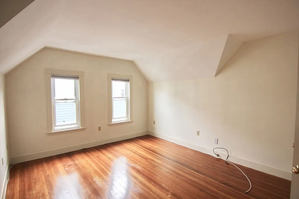 3 bed, 1 bath apartment for rent at 187 Parsons St Unit 187, Brighton — photo 8 of 11