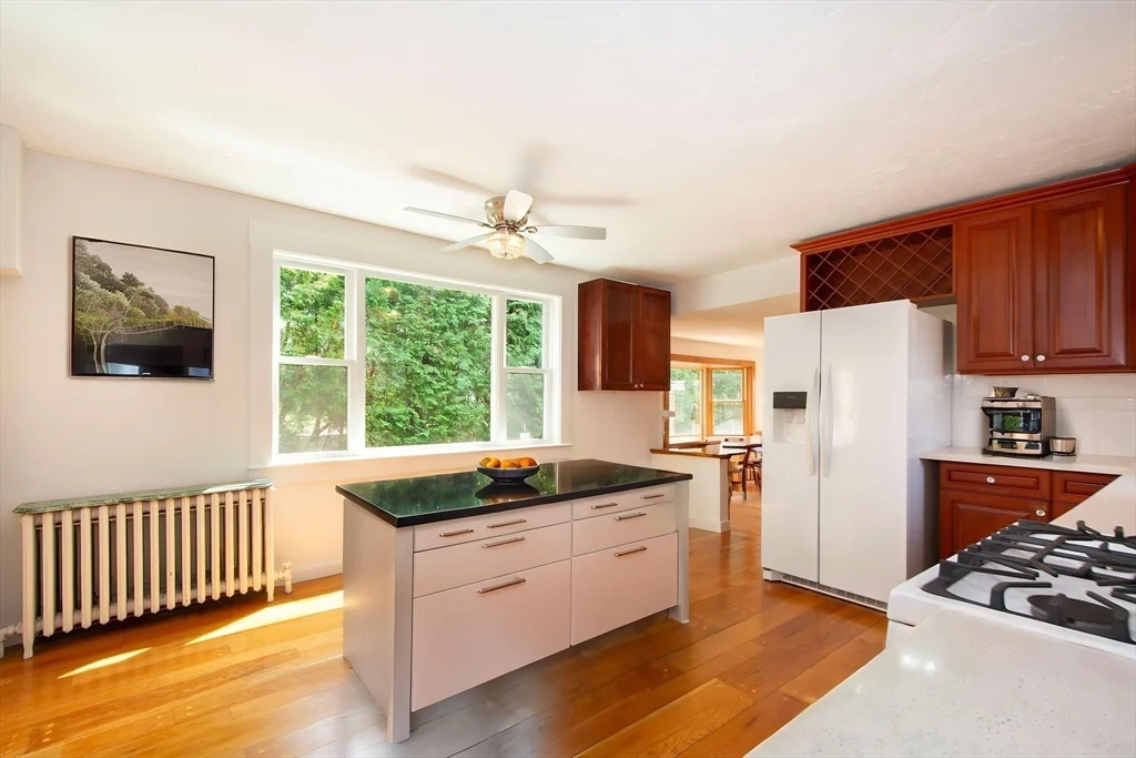 3 bed, 2 bath apartment for rent at 187 S Main St Unit 1, Cohasset — photo 12 of 42