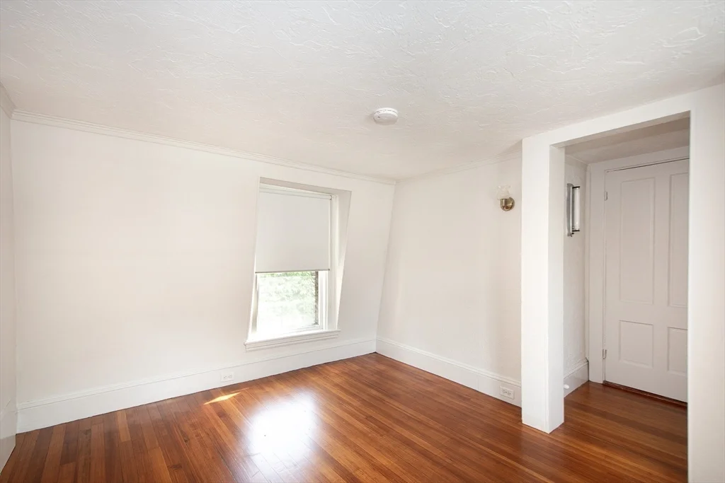 3 bed, 2 bath apartment for rent at 187 S Main St Unit 1, Cohasset — photo 40 of 42