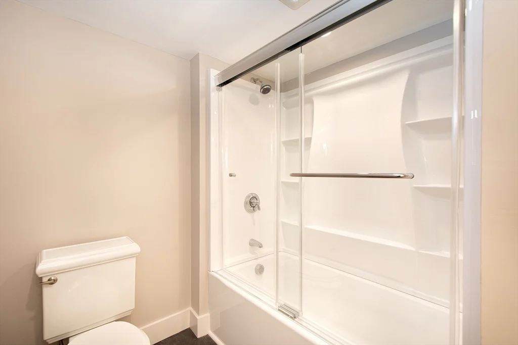 3 bed, 2 bath apartment for rent at 187 S Main St Unit 1, Cohasset — photo 35 of 42