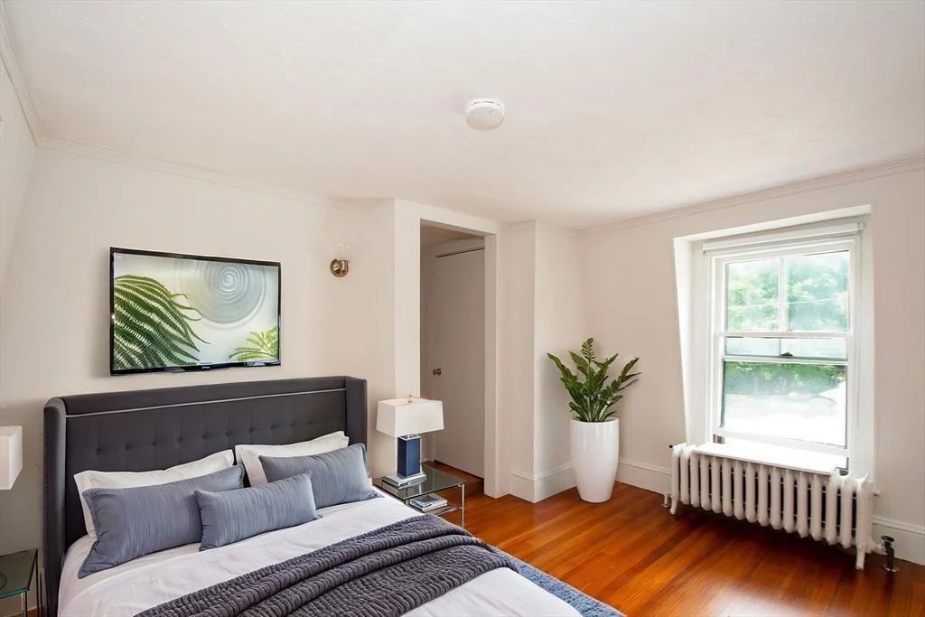 3 bed, 2 bath apartment for rent at 187 S Main St Unit 1, Cohasset — photo 37 of 42