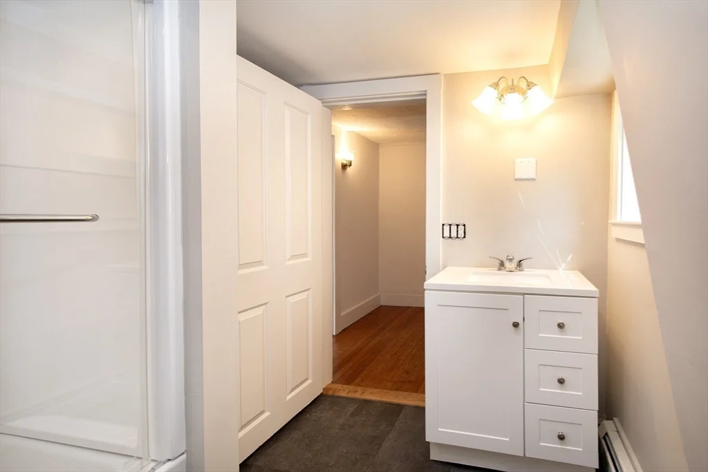 3 bed, 2 bath apartment for rent at 187 S Main St Unit 1, Cohasset — photo 36 of 42