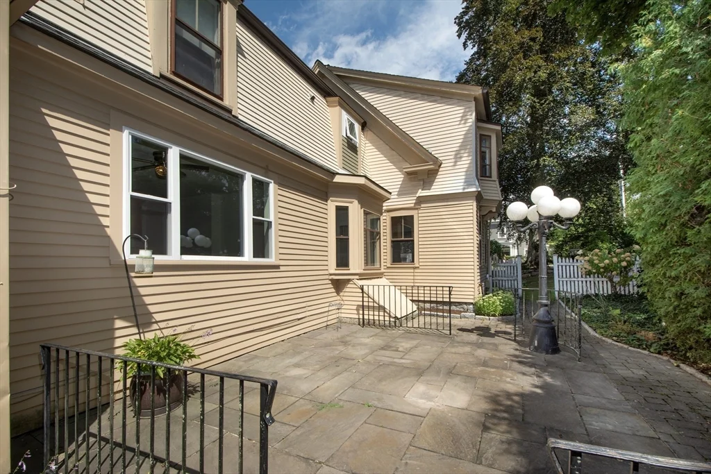 3 bed, 2 bath apartment for rent at 187 S Main St Unit 1, Cohasset — photo 7 of 42