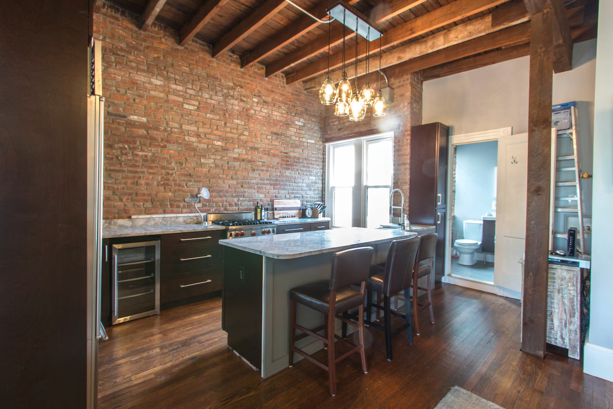 2 bed, 1 bath apartment for rent at 1870 Commonwealth Ave Unit 12A, Brighton