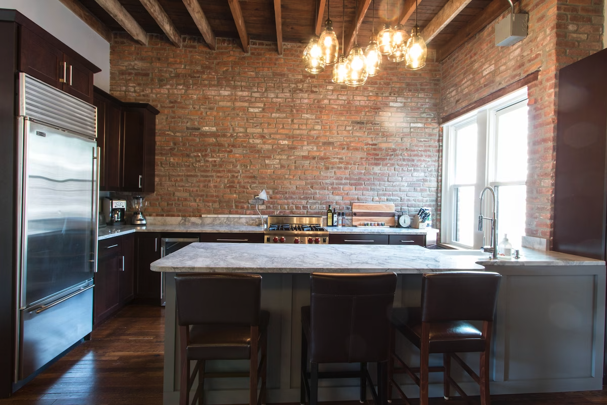 2 bed, 1 bath apartment for rent at 1870 Commonwealth Ave Unit 12A, Brighton — photo 3 of 17