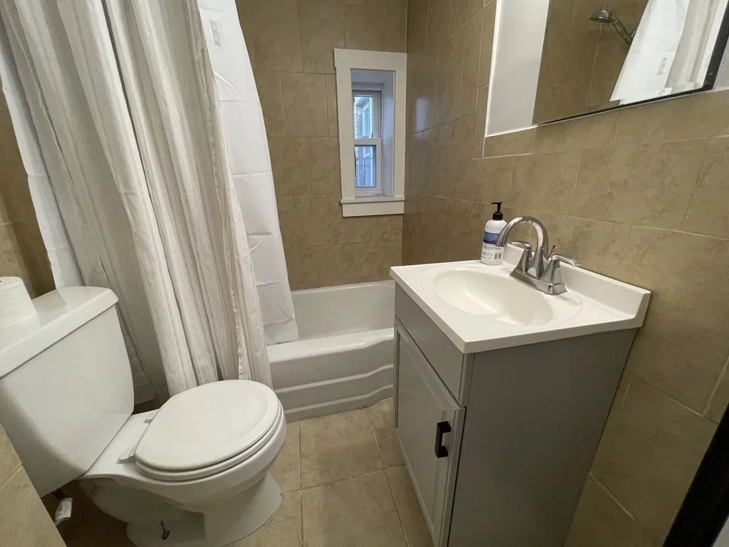 1 bed, 1 bath apartment for rent at 1870 Commonwealth Ave Unit 8, Brighton — photo 6 of 7