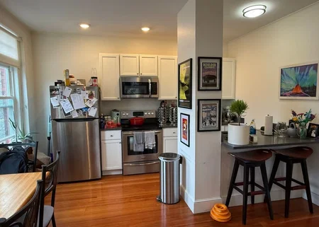 1 bed, 1 bath apartment for rent at 1871 Beacon St Unit 5, Brookline — photo 1 of 9