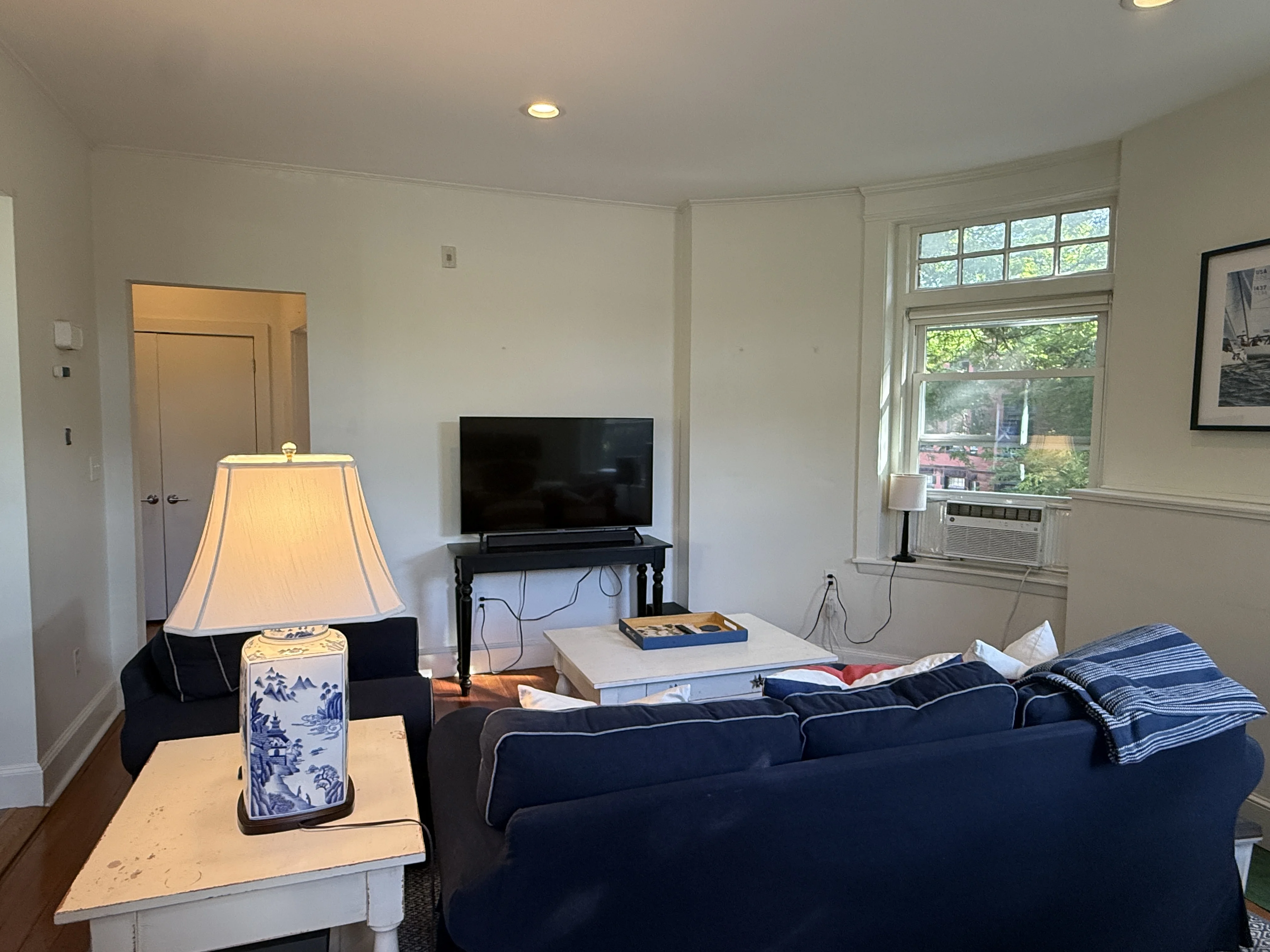 1 bed, 1 bath apartment for rent at 1871 Beacon St Unit 5, Brookline — photo 6 of 10