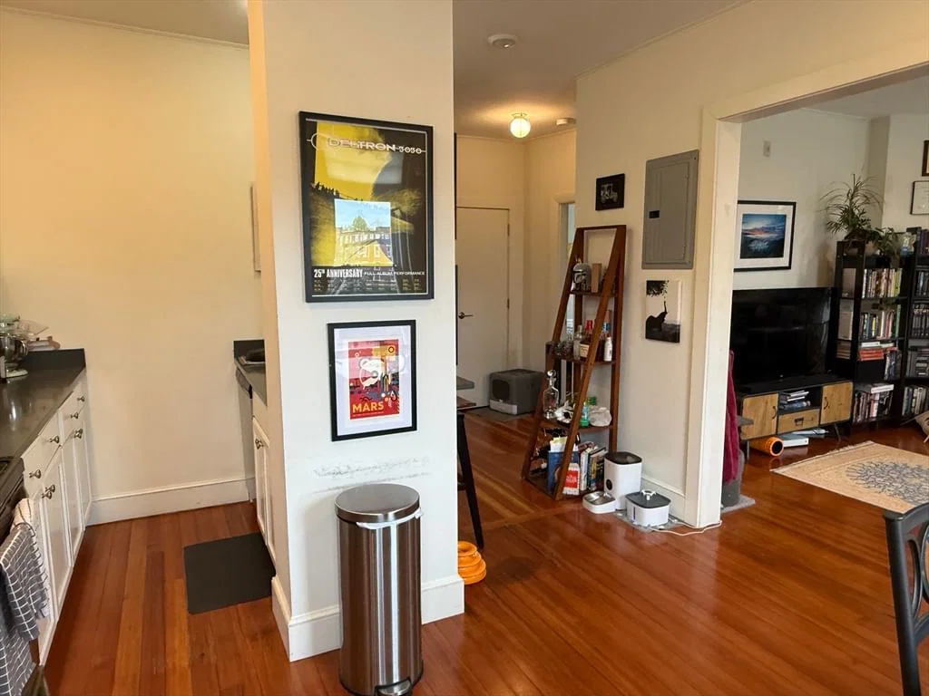 1 bed, 1 bath apartment for rent at 1871 Beacon St Unit 5, Brookline — photo 8 of 9