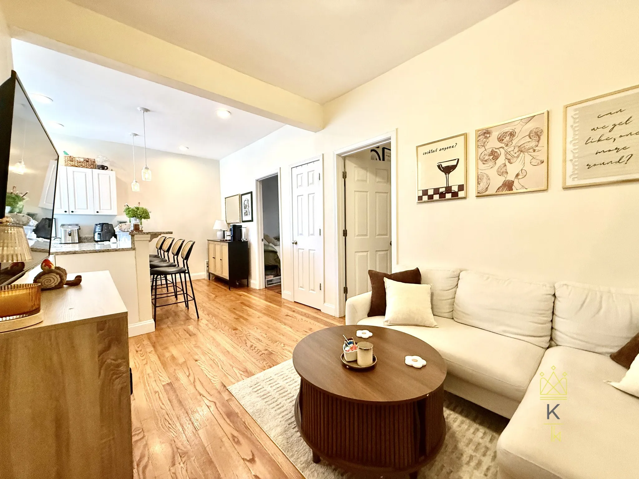 2 bed, 1 bath apartment for rent at 1872 Commonwealth Ave Unit 14, Brighton — photo 4 of 7