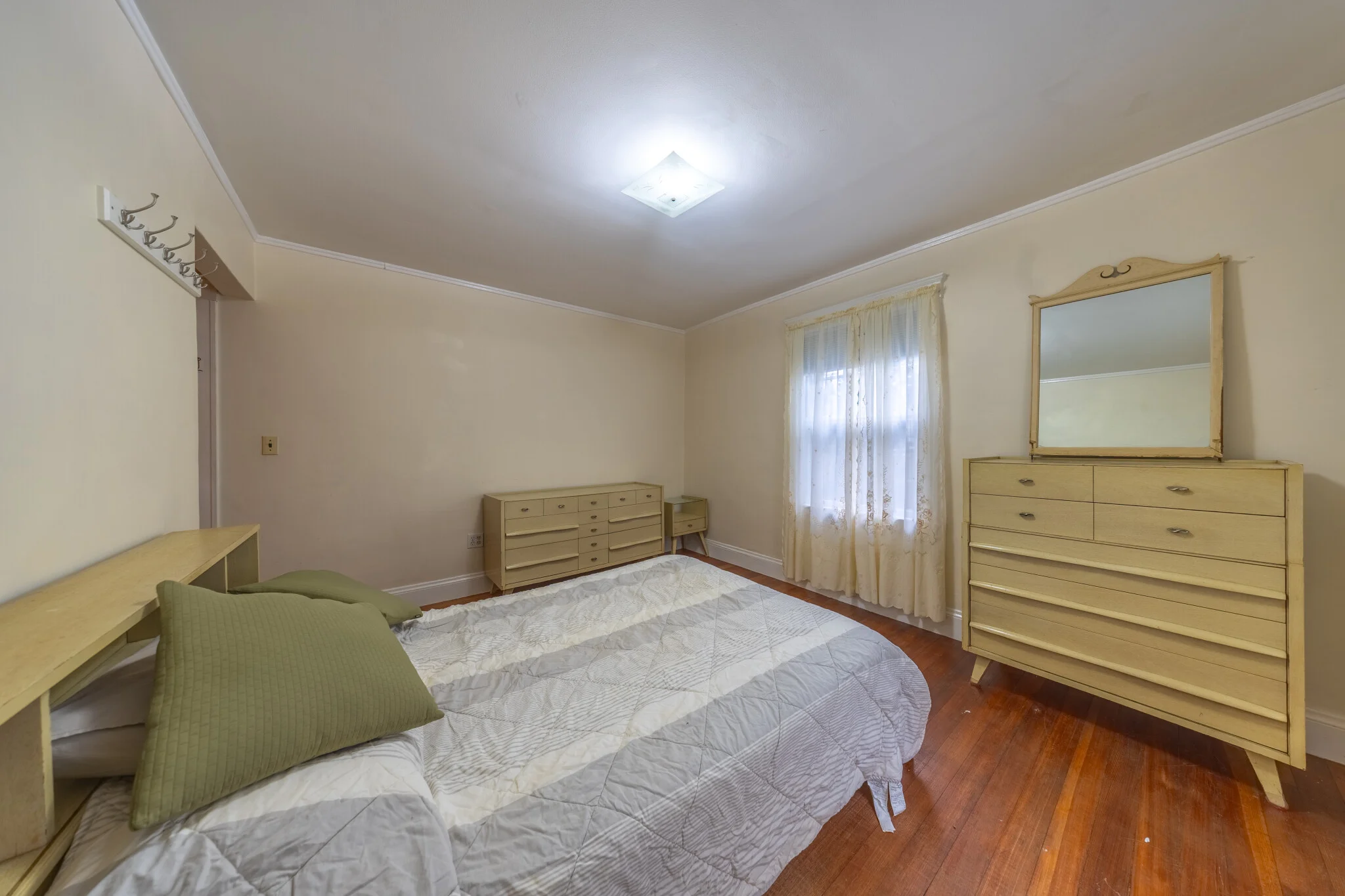 3 bed, 1 bath apartment for rent at 1876 Washington St Unit 1, Auburndale — photo 21 of 23