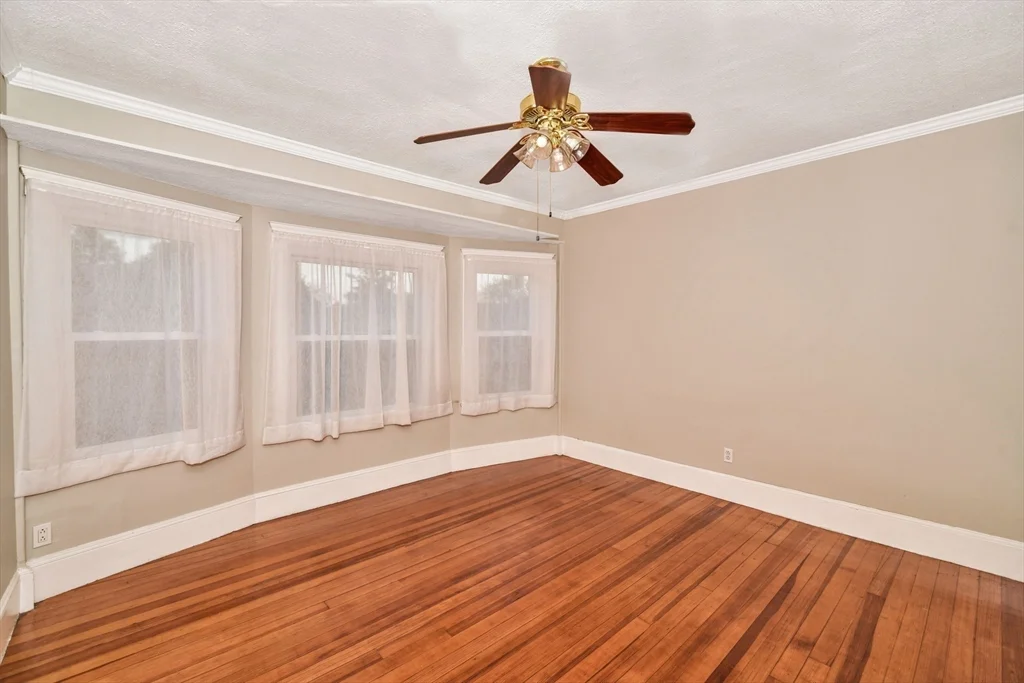 2 bed, 1 bath apartment for rent at 1877 Hyde Park Ave Unit 3, Hyde Park — photo 21 of 33
