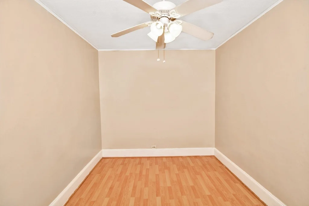 2 bed, 1 bath apartment for rent at 1877 Hyde Park Ave Unit 3, Hyde Park — photo 16 of 33
