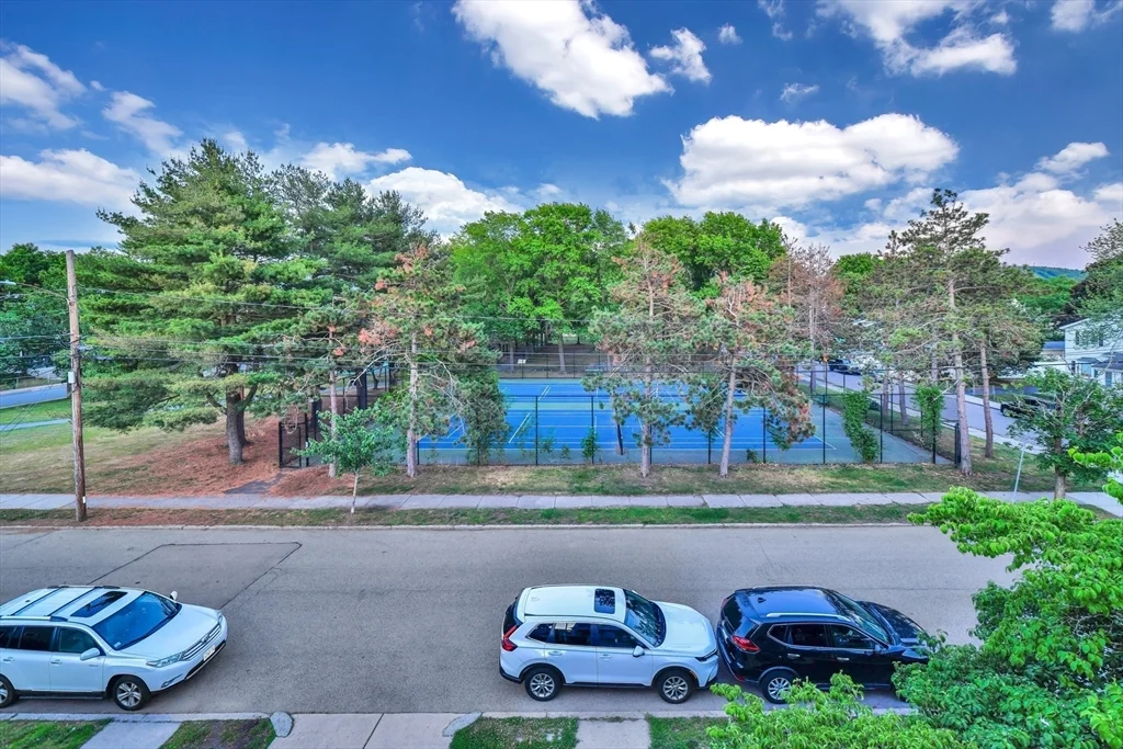 2 bed, 1 bath apartment for rent at 1877 Hyde Park Ave Unit 3, Hyde Park — photo 33 of 33