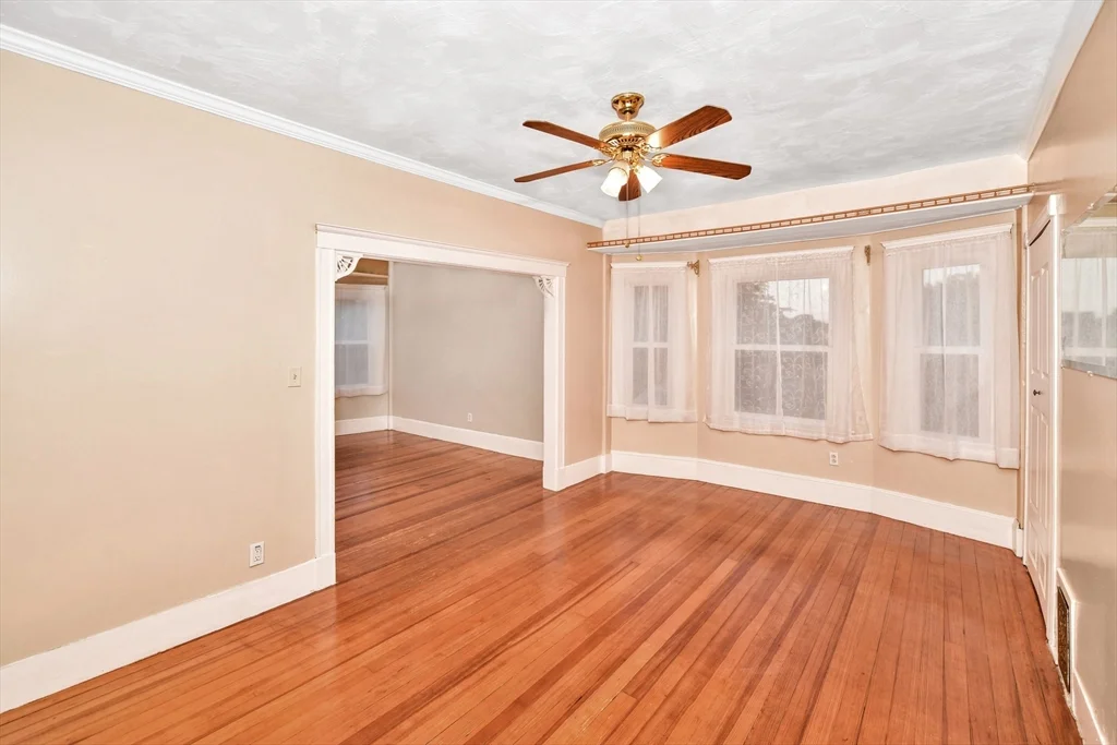 2 bed, 1 bath apartment for rent at 1877 Hyde Park Ave Unit 3, Hyde Park — photo 11 of 33
