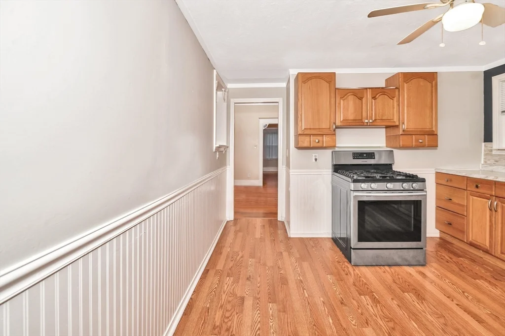 2 bed, 1 bath apartment for rent at 1877 Hyde Park Ave Unit 3, Hyde Park — photo 25 of 33