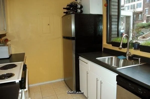 2 bed, 1 bath apartment for rent at 188 Allston St Unit 1, Allston — photo 3 of 5