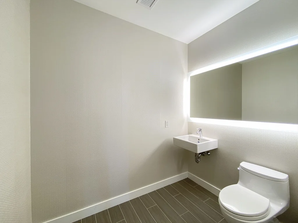 2 bed, 2 bath apartment for rent at 188 Brookline Ave Unit 19K, Fenway — photo 19 of 42