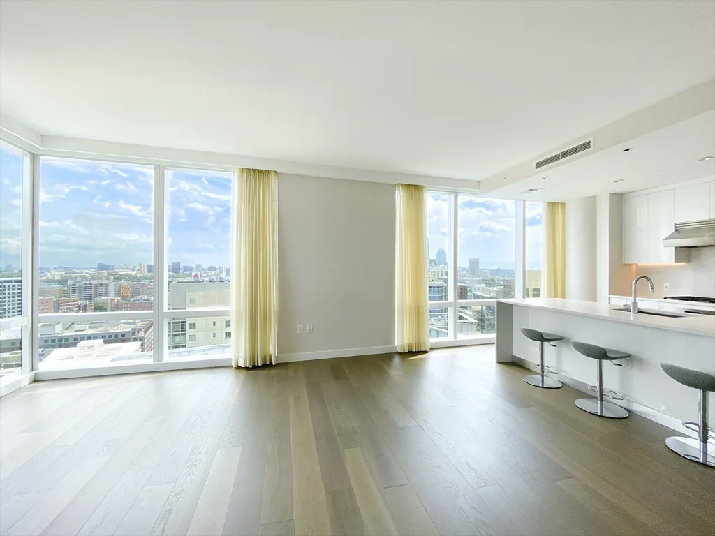 2 bed, 2 bath apartment for rent at 188 Brookline Ave Unit 19K, Fenway — photo 4 of 42