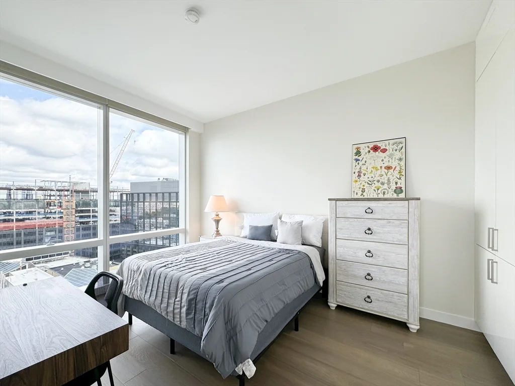 1 bed, 1 bath apartment for rent at 188 Brookline Ave Unit 20C, Fenway — photo 2 of 42