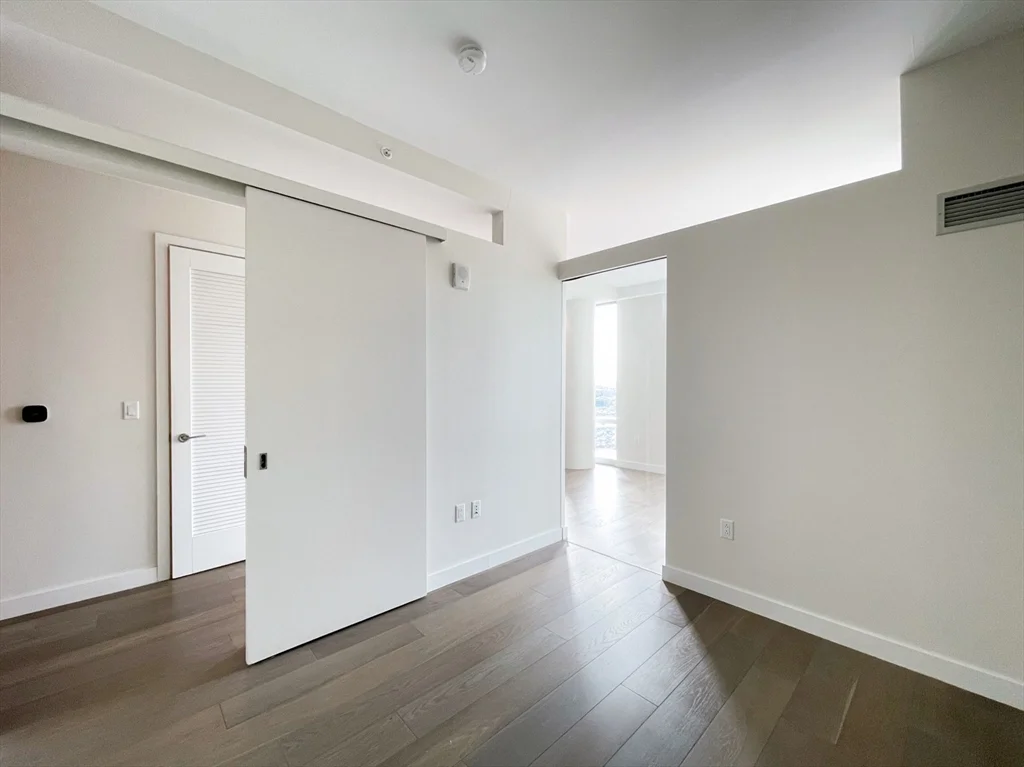 1 bed, 1 bath apartment for rent at 188 Brookline Ave Unit 20G, Fenway — photo 12 of 39