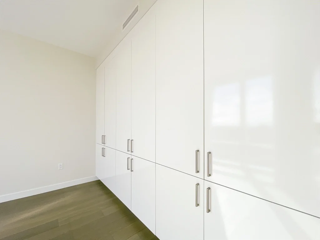 1 bed, 1 bath apartment for rent at 188 Brookline Ave Unit 21F, Fenway — photo 12 of 42