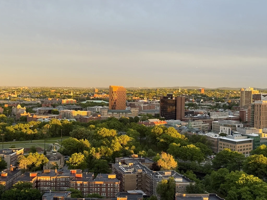 1 bed, 1 bath apartment for rent at 188 Brookline Ave Unit 21F, Fenway — photo 15 of 42