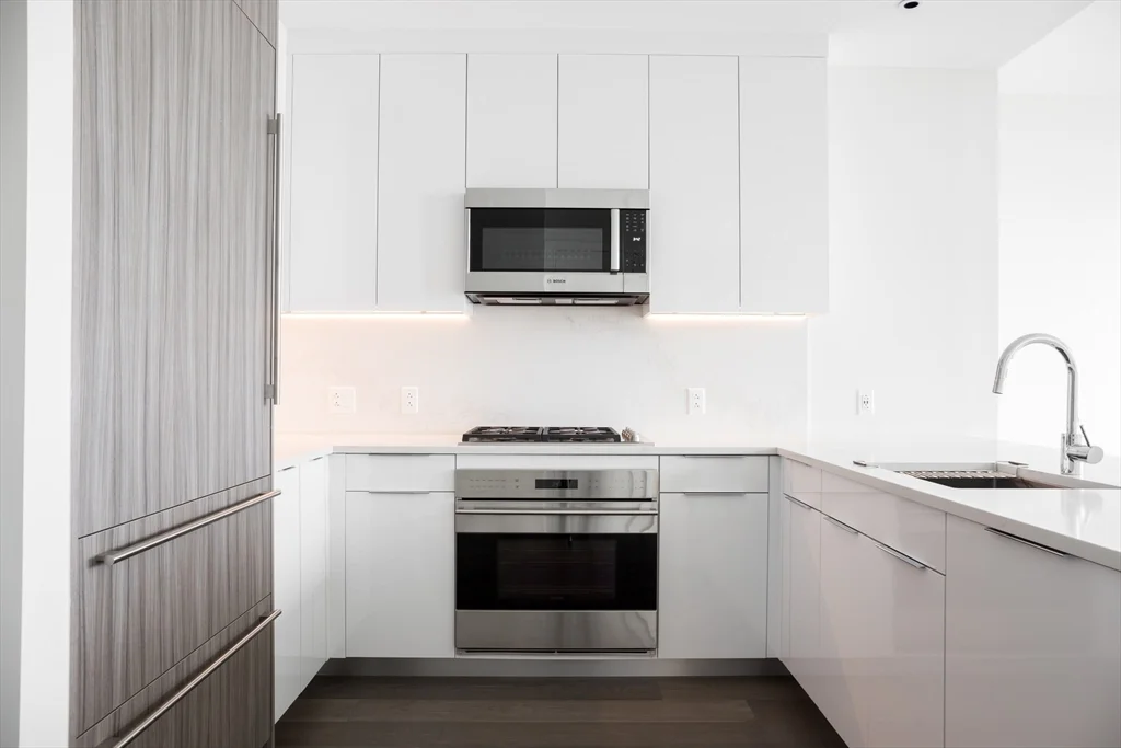 2 bed, 2 bath apartment for rent at 188 Brookline Ave Unit 24B, Fenway — photo 1 of 27