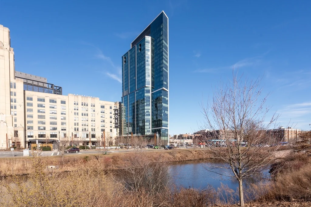 1 bed, 1 bath apartment for rent at 188 Brookline Ave Unit 24F, Fenway — photo 28 of 32