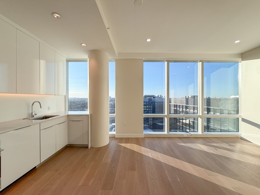 1 bed, 1 bath apartment for rent at 188 Brookline Ave Unit 24G, Fenway — photo 1 of 41