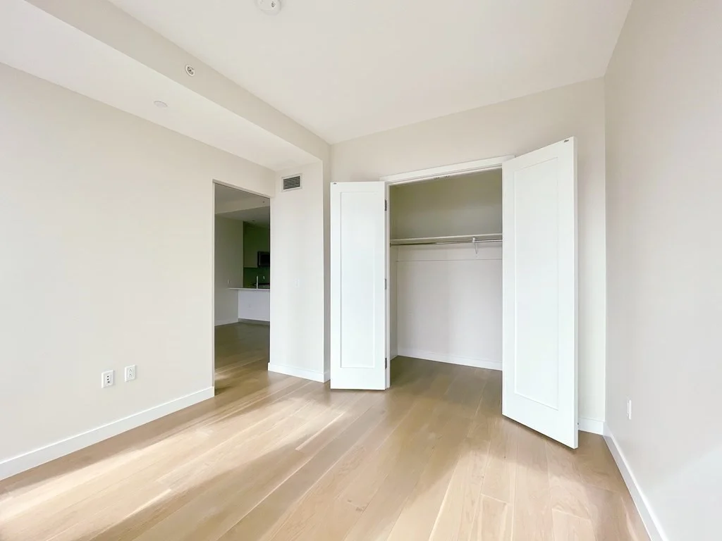 1 bed, 1 bath apartment for rent at 188 Brookline Ave Unit 27D, Fenway — photo 13 of 42