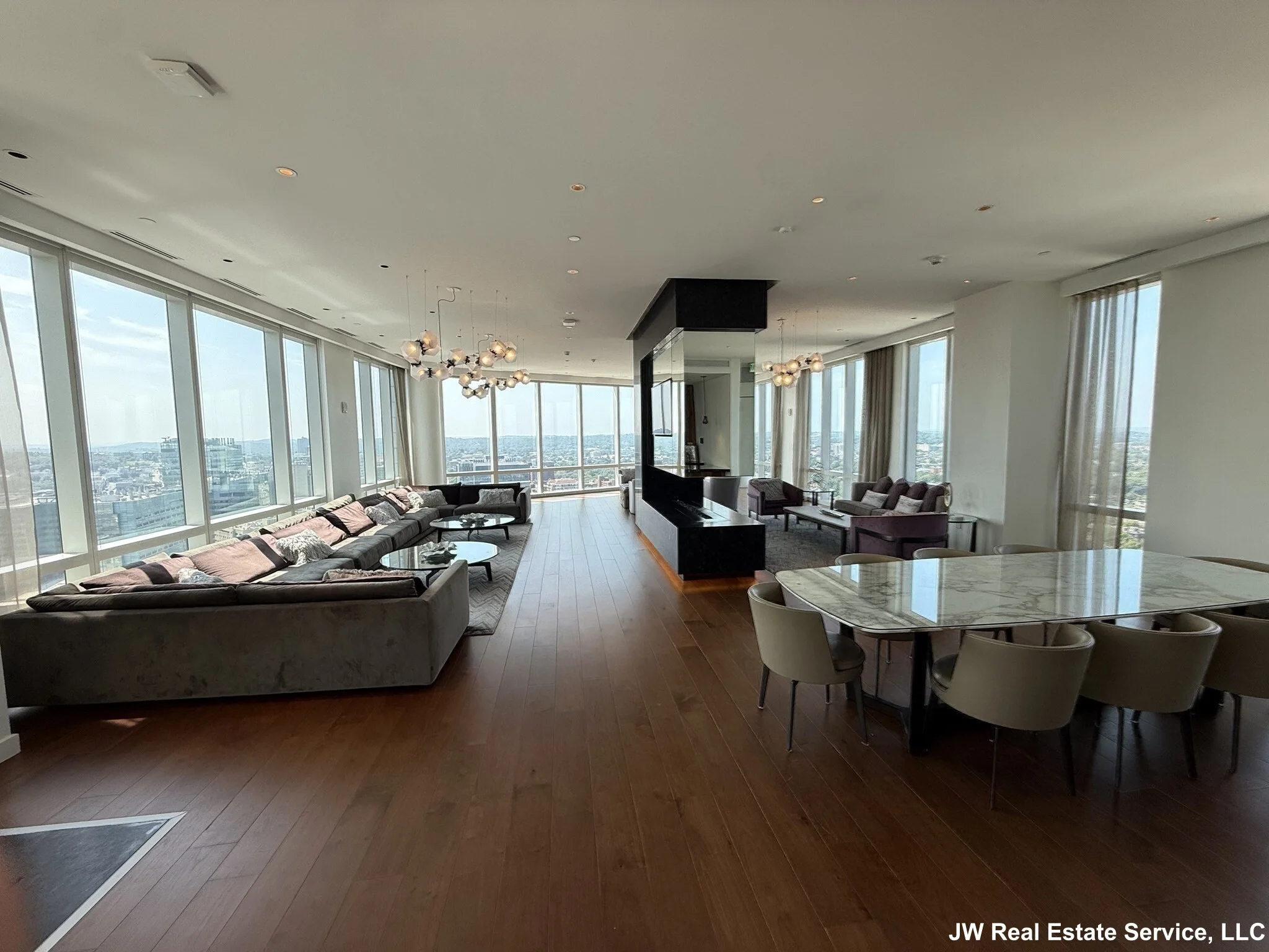1 bed, 1 bath apartment for rent at 188 Brookline Ave Unit 27G, Fenway — photo 23 of 24