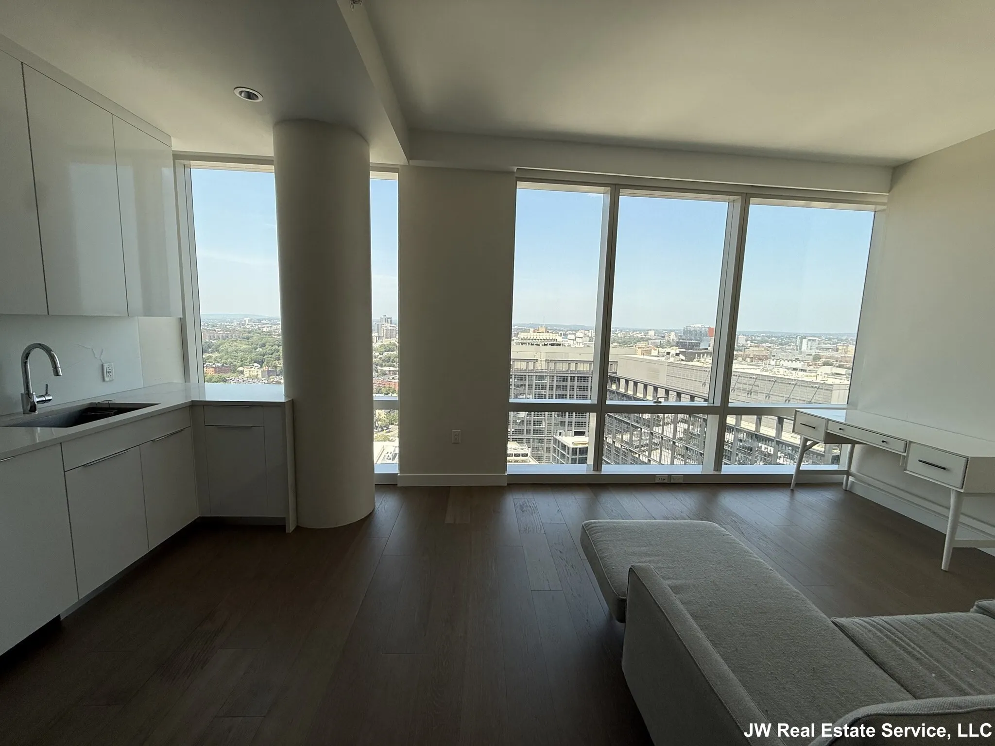 1 bed, 1 bath apartment for rent at 188 Brookline Ave Unit 27G, Fenway — photo 7 of 24