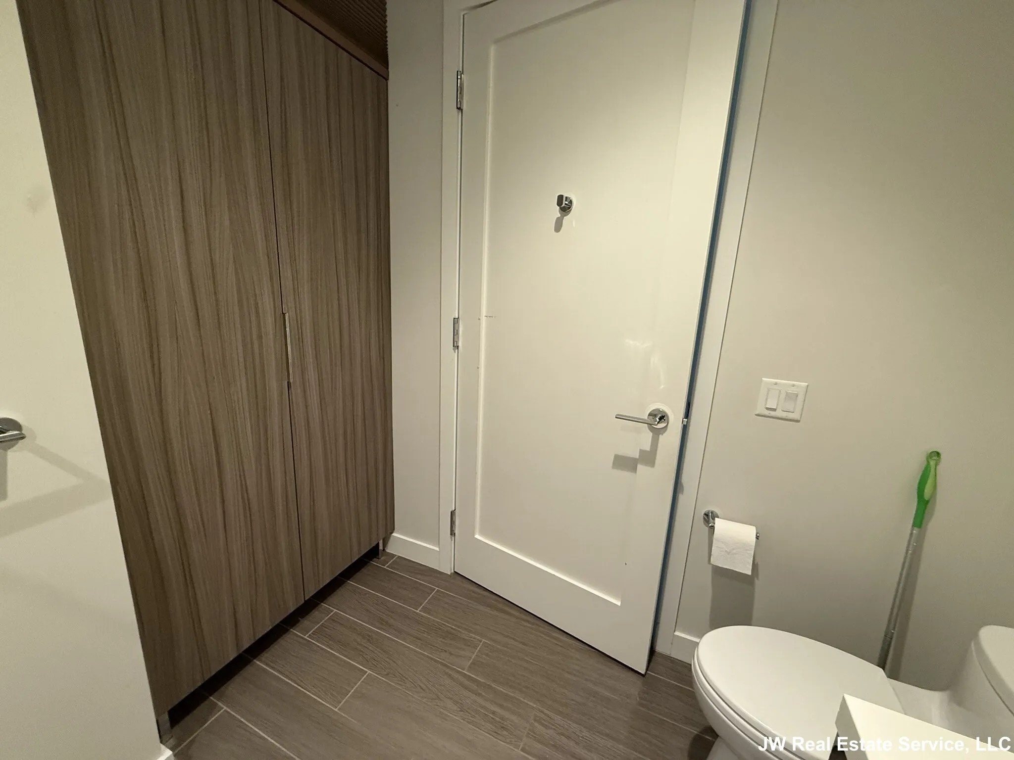 1 bed, 1 bath apartment for rent at 188 Brookline Ave Unit 27G, Fenway — photo 14 of 24