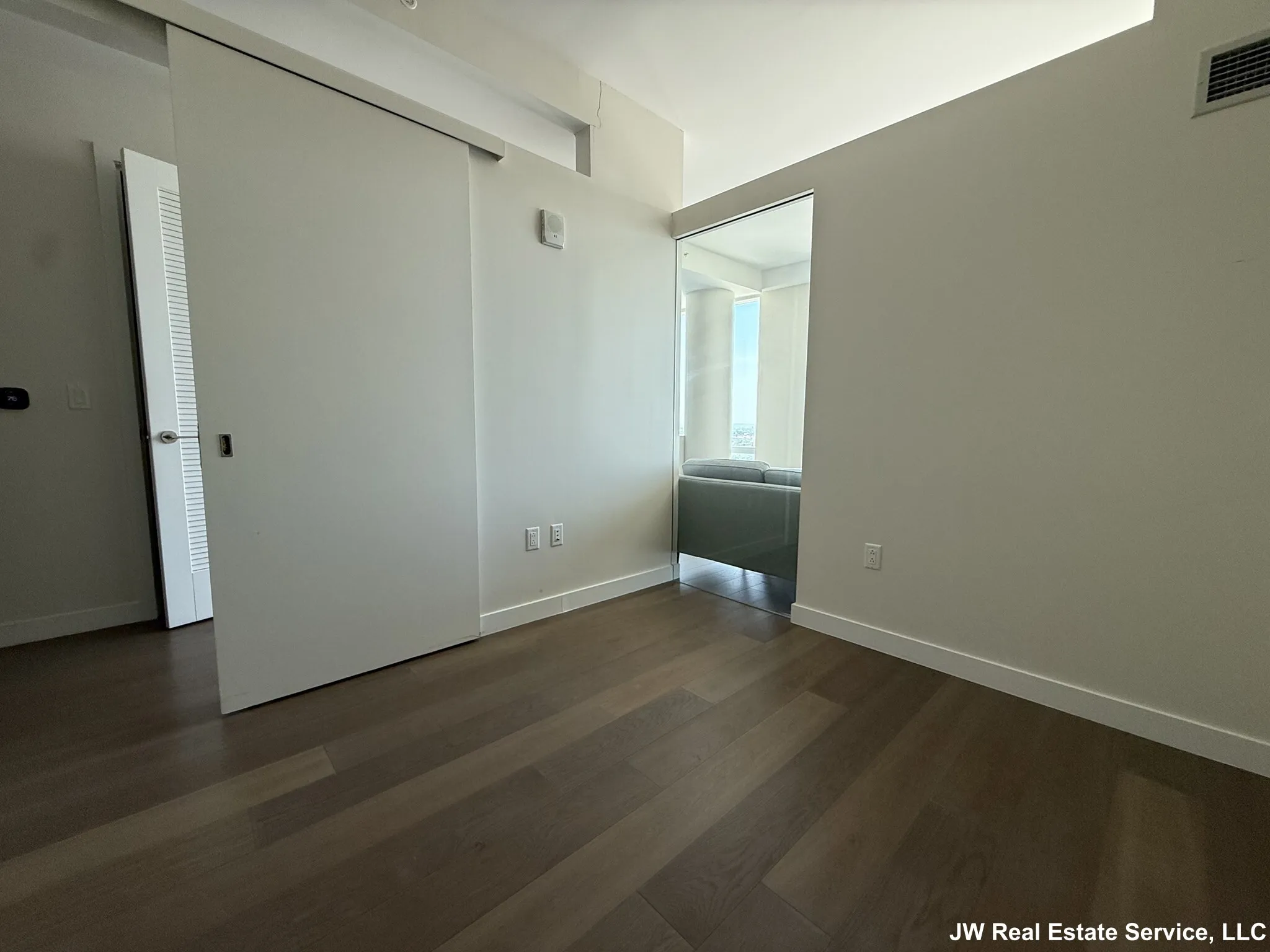 1 bed, 1 bath apartment for rent at 188 Brookline Ave Unit 27G, Fenway — photo 9 of 24