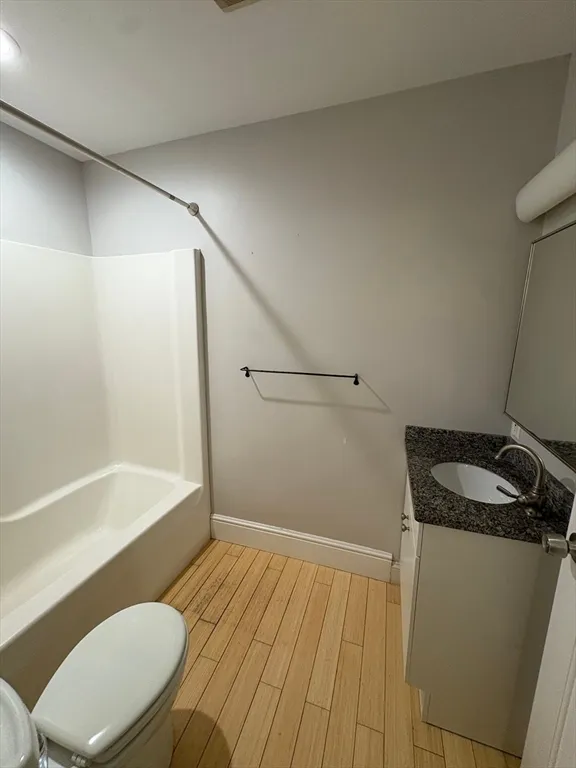 Studio bed, 1 bath apartment for rent at 188 Cabot St Unit 206, Beverly — photo 2 of 4