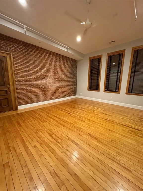 Studio bed, 1 bath apartment for rent at 188 Cabot St Unit 206, Beverly — photo 3 of 4